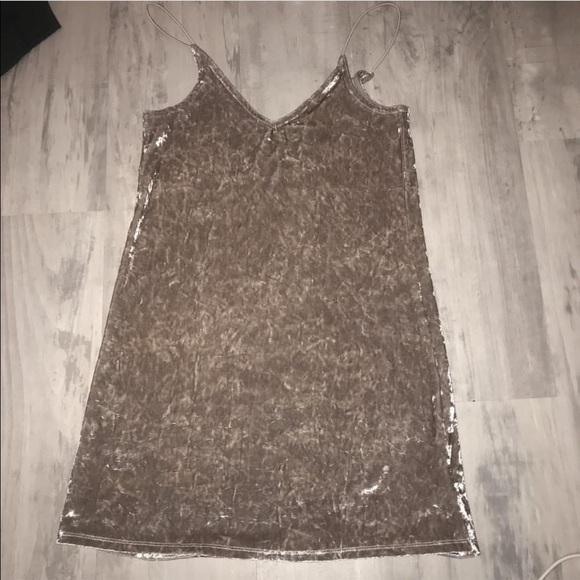 pacsun velvet dress - Picture 2 of 2